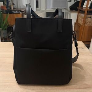 Beis Commuter Tote Bag